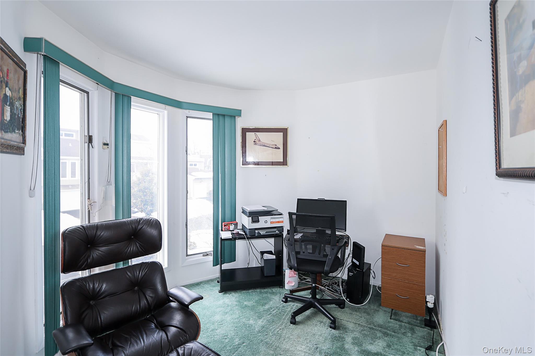 55 Kristin Lane, Hauppauge, NY 11788