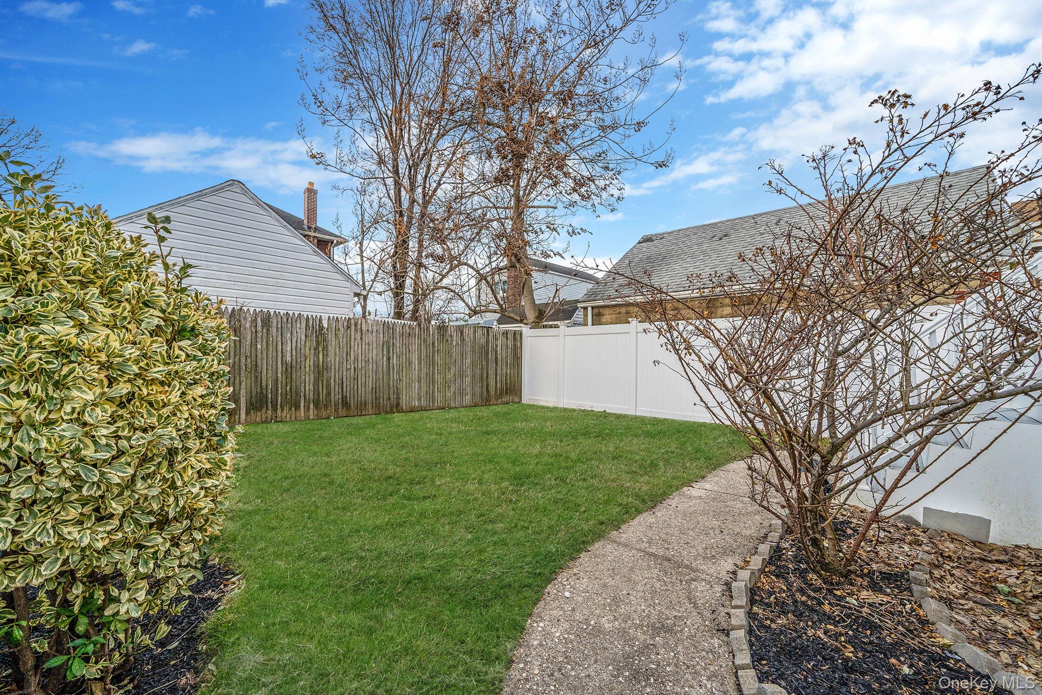 24718 137th Avenue, Rosedale, NY 11422