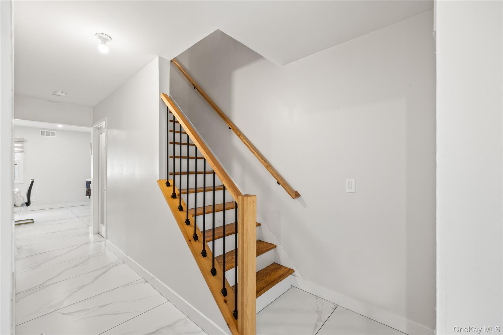 10 Sneden Court, Spring Valley, NY 10977