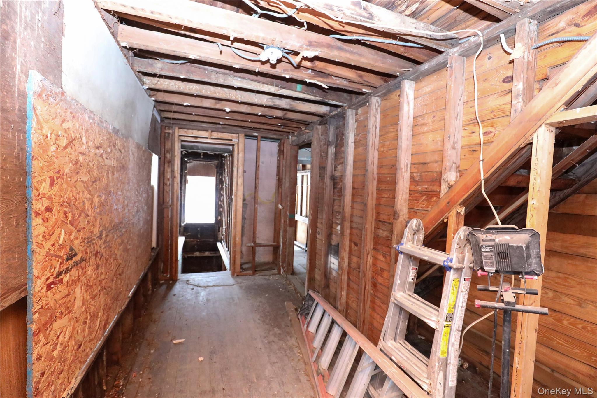 350 Broadway, Kingston, NY 12401