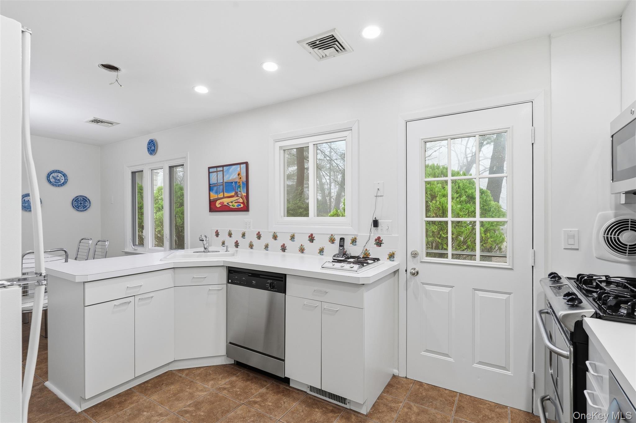 15 Hershel Terrace, Monsey, NY 10952