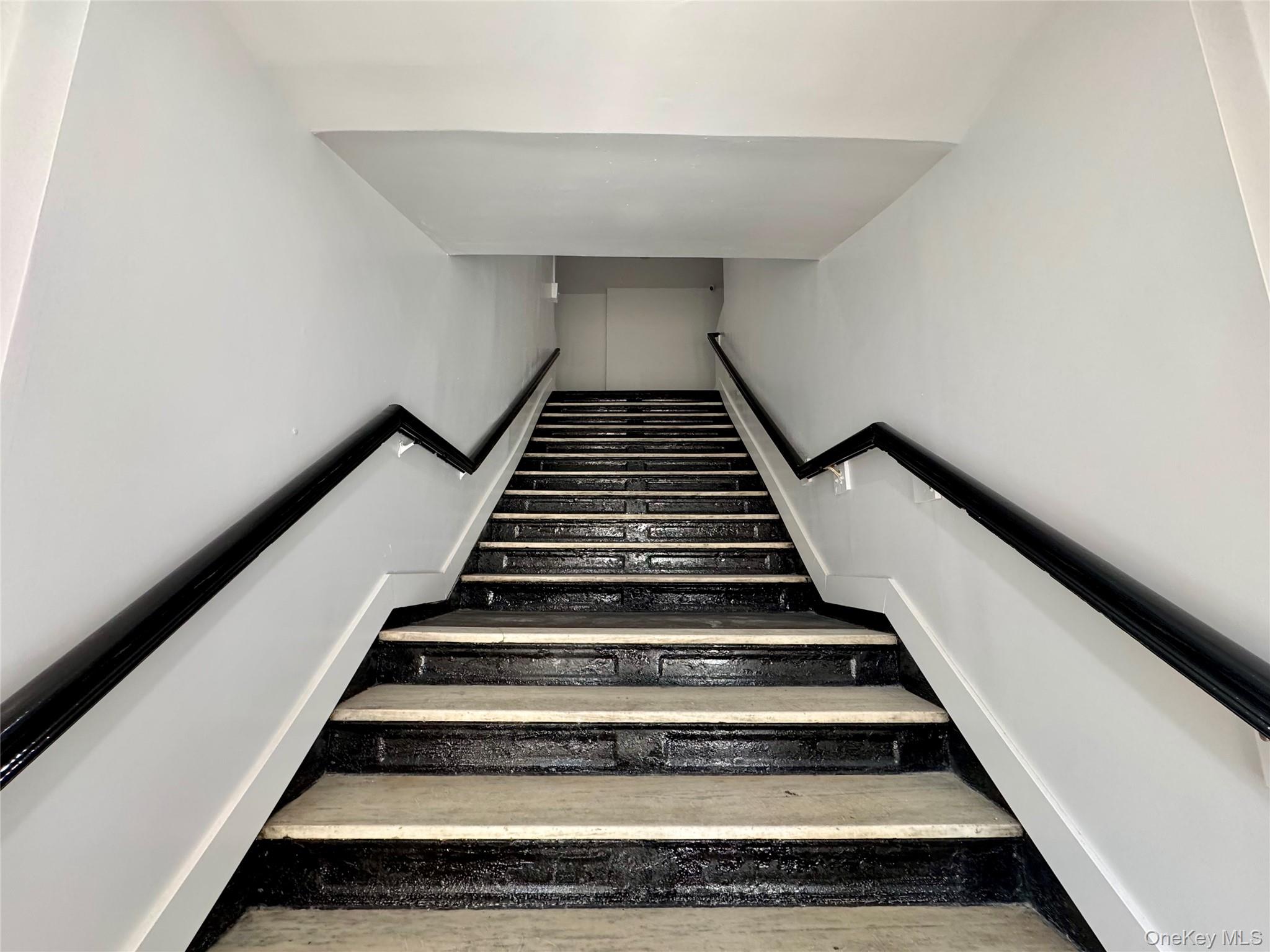 315 Riverside Boulevard # 1, Long Beach, NY 11561