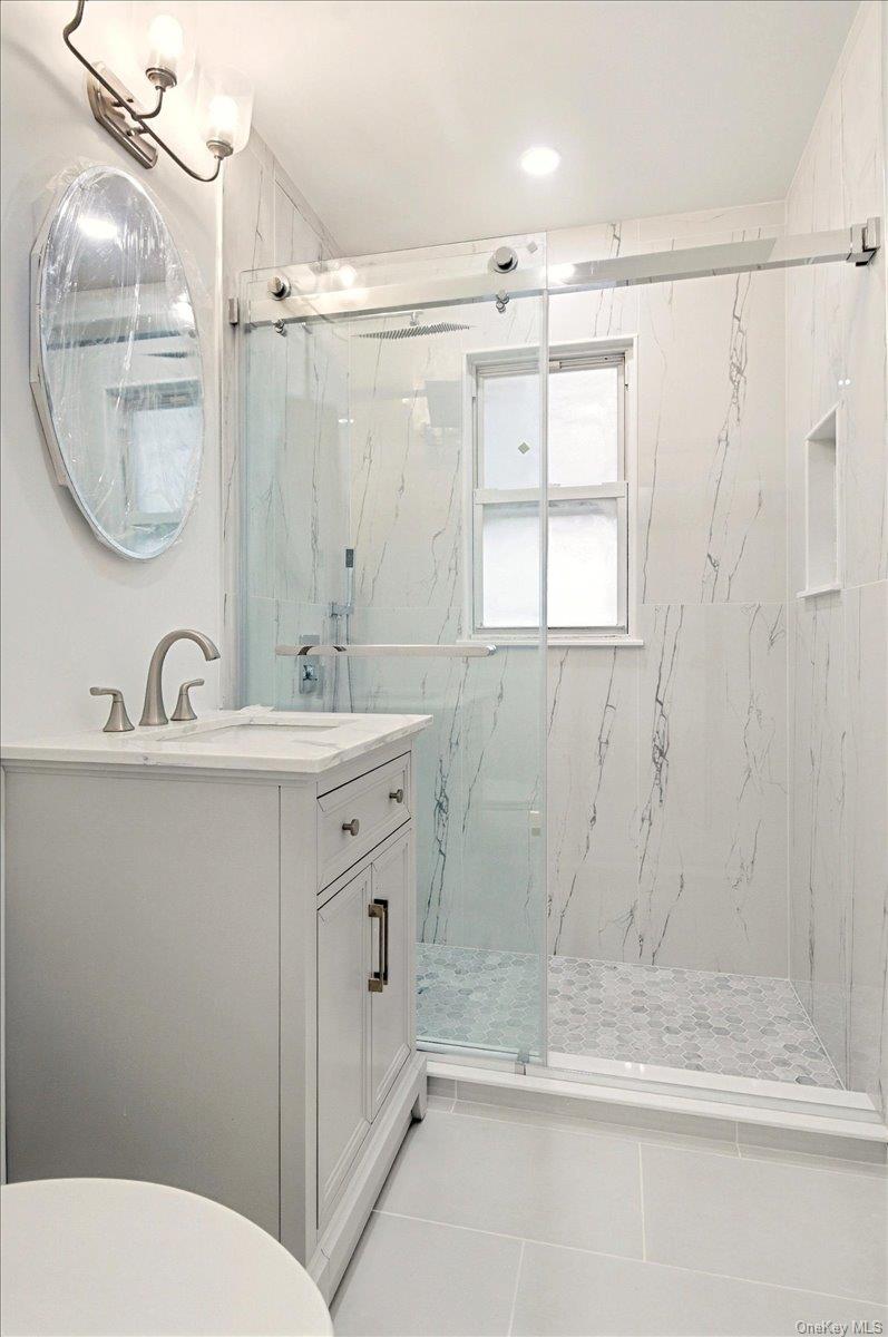 4 Fieldstone Drive # 60, Hartsdale, NY 10530