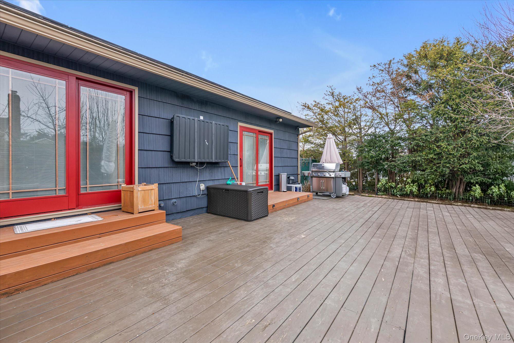 301 Cameo Drive, Massapequa, NY 11758