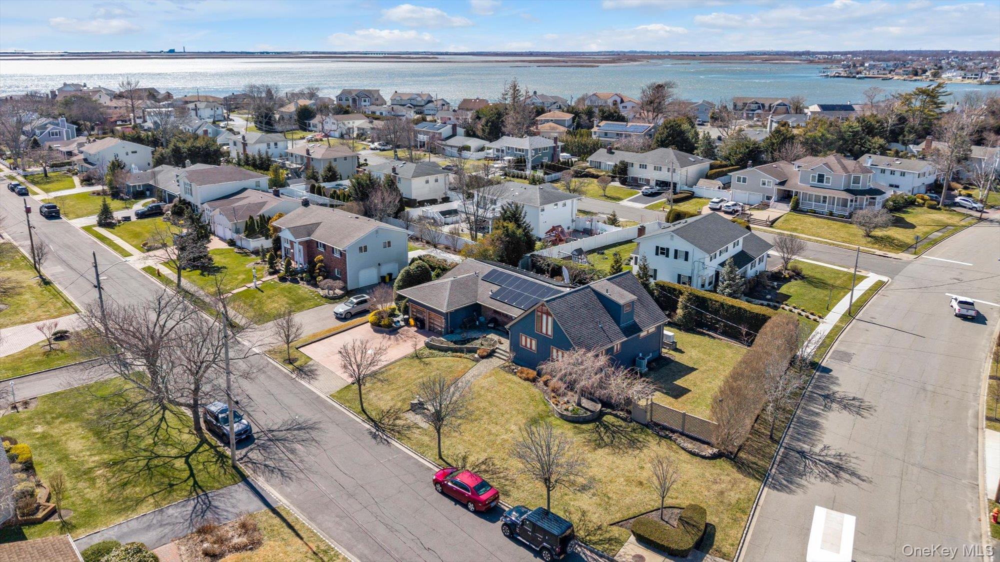 301 Cameo Drive, Massapequa, NY 11758