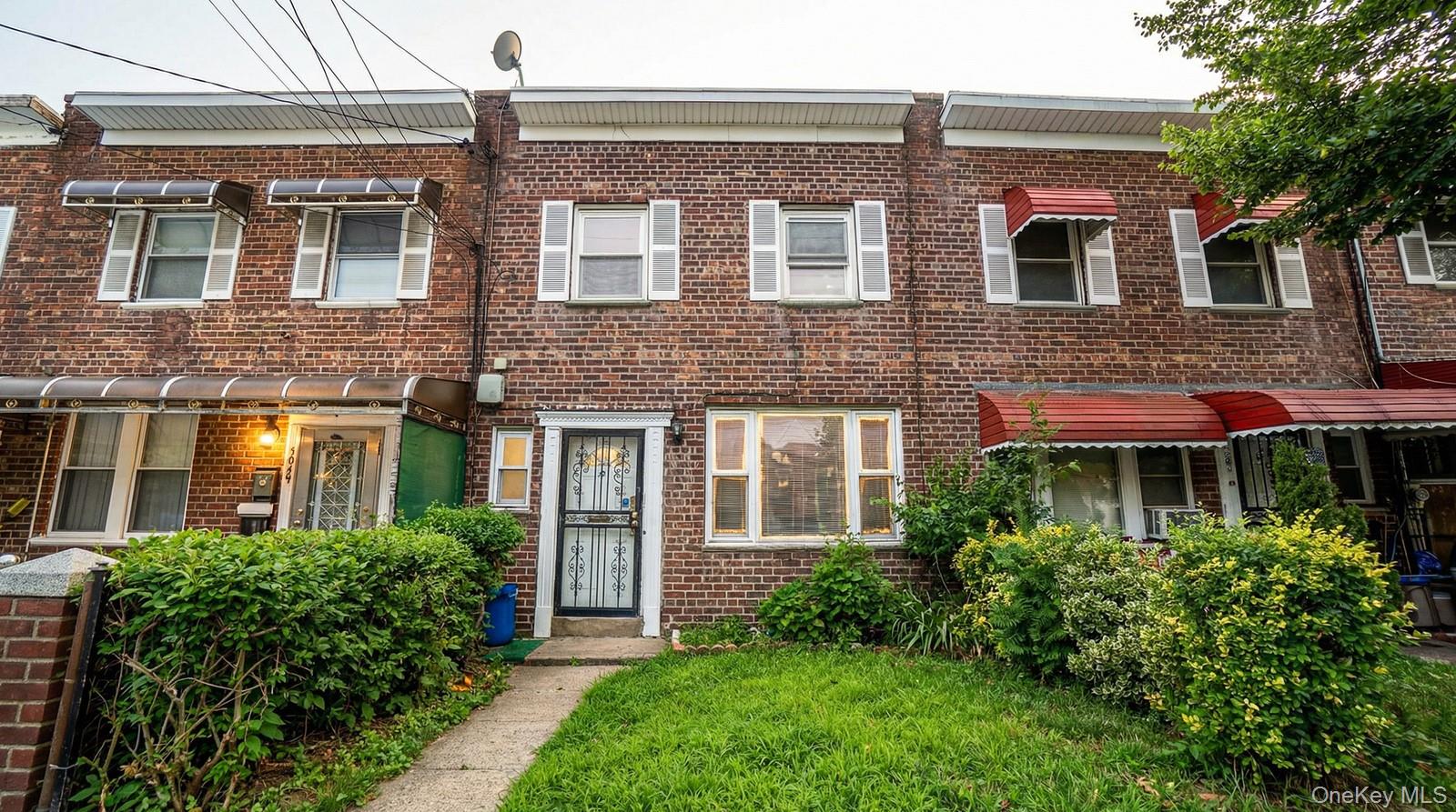 3031 Edson Avenue, Bronx, NY 10469