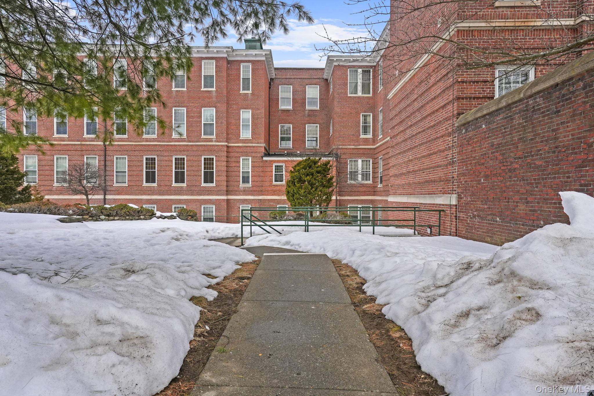 5108 Villa At The, Peekskill, NY 10566