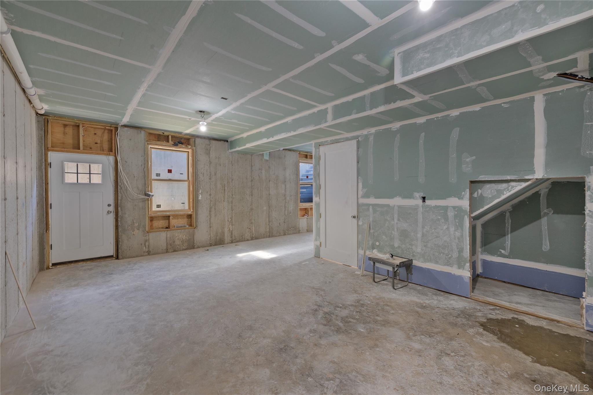 27 Ellish Parkway # 103, Spring Valley, NY 10977