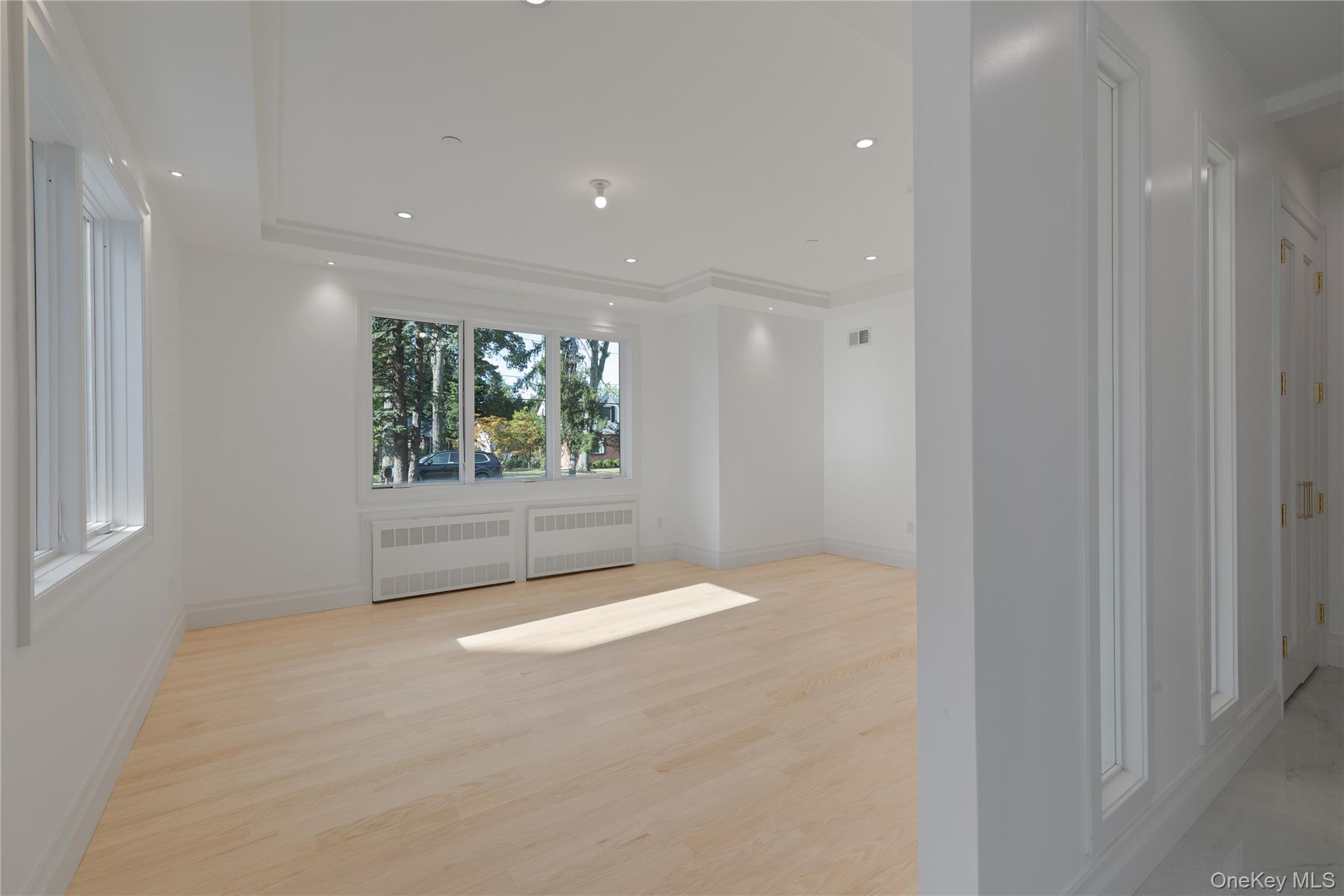 27 Ellish Parkway # 103, Spring Valley, NY 10977