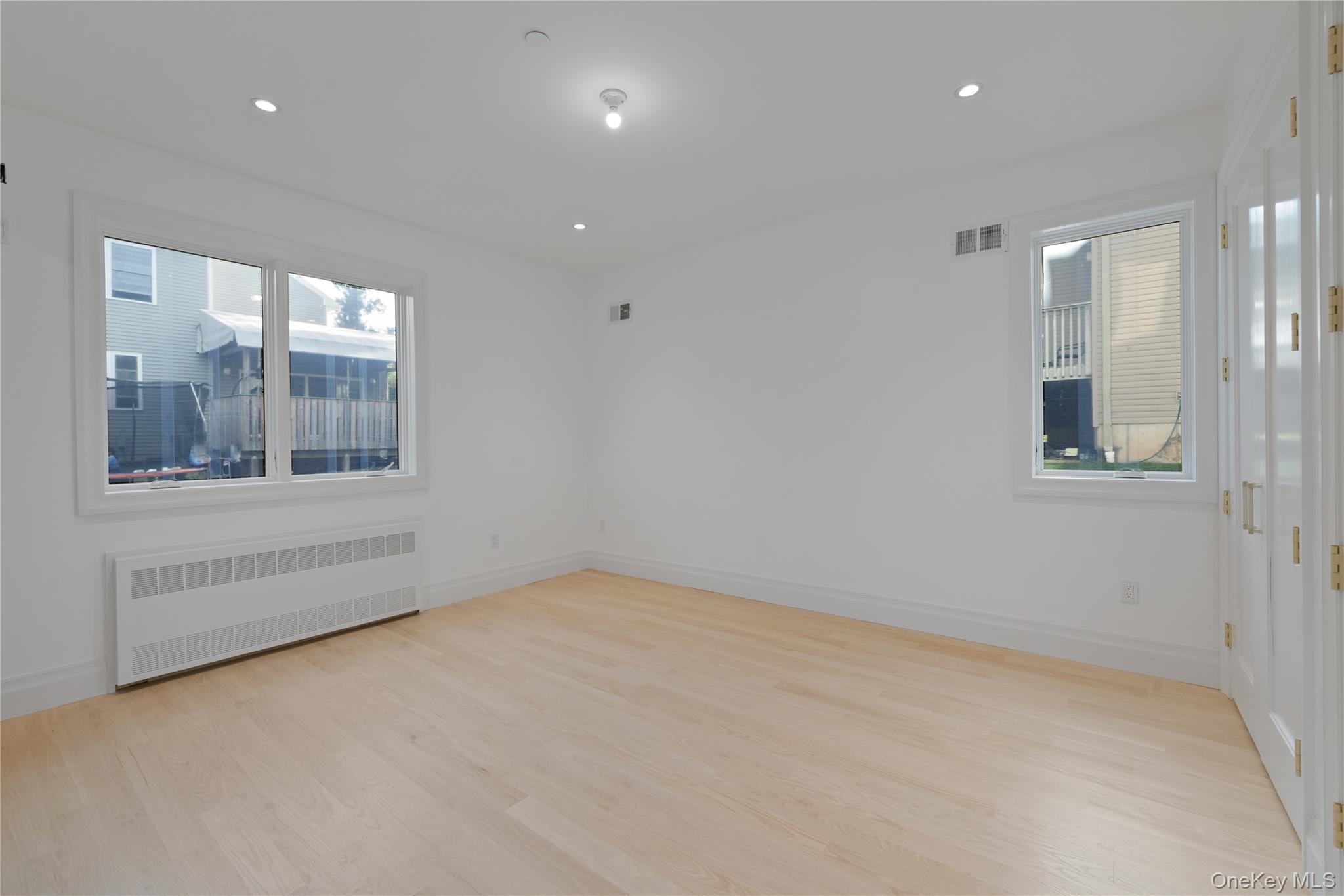 27 Ellish Parkway # 103, Spring Valley, NY 10977