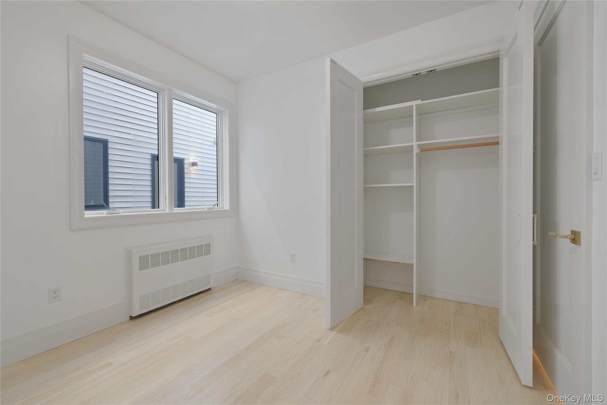 27 Ellish Parkway # 103, Spring Valley, NY 10977