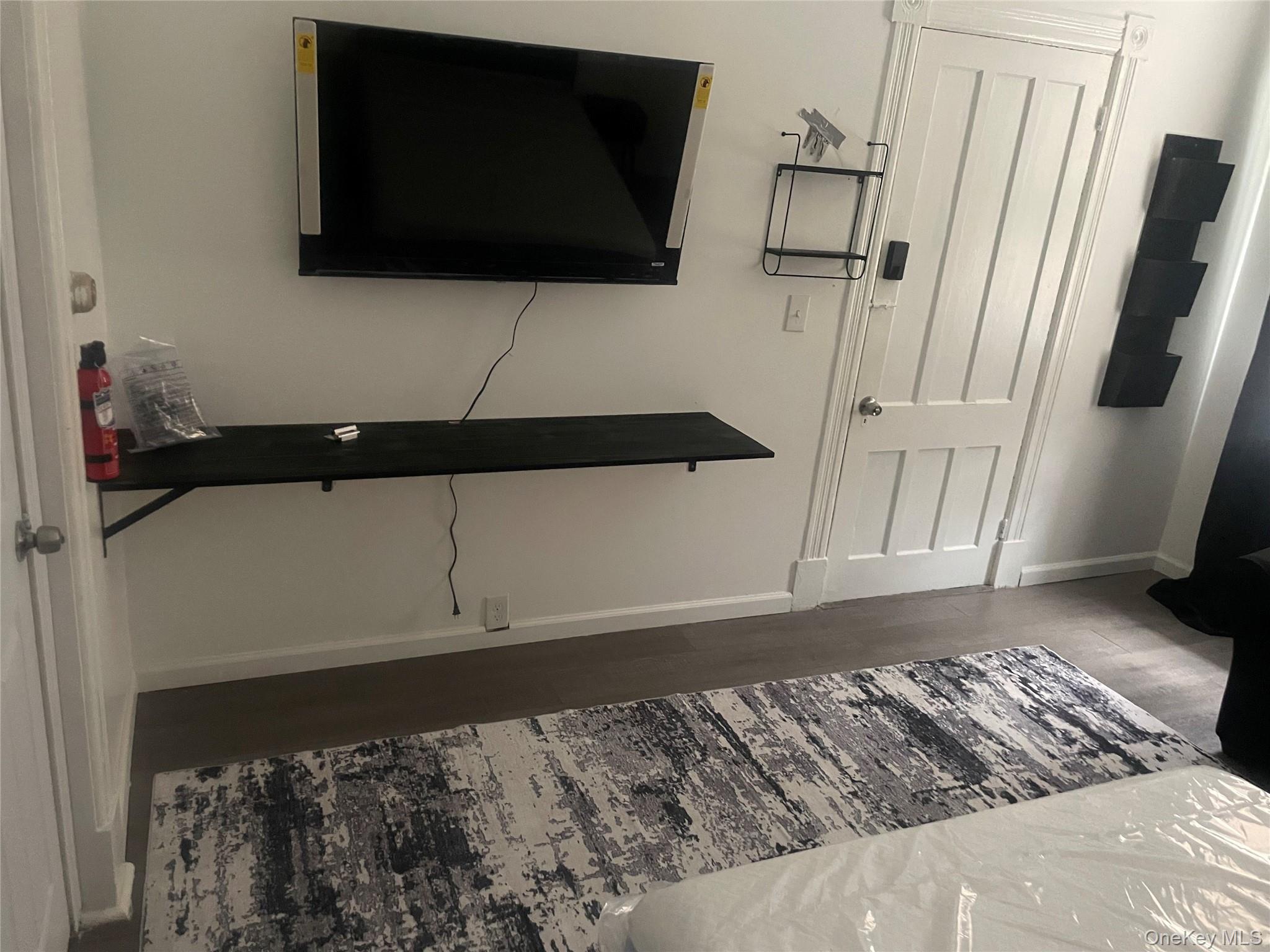 135 Fifth Avenue # 1, Troy, NY 12180