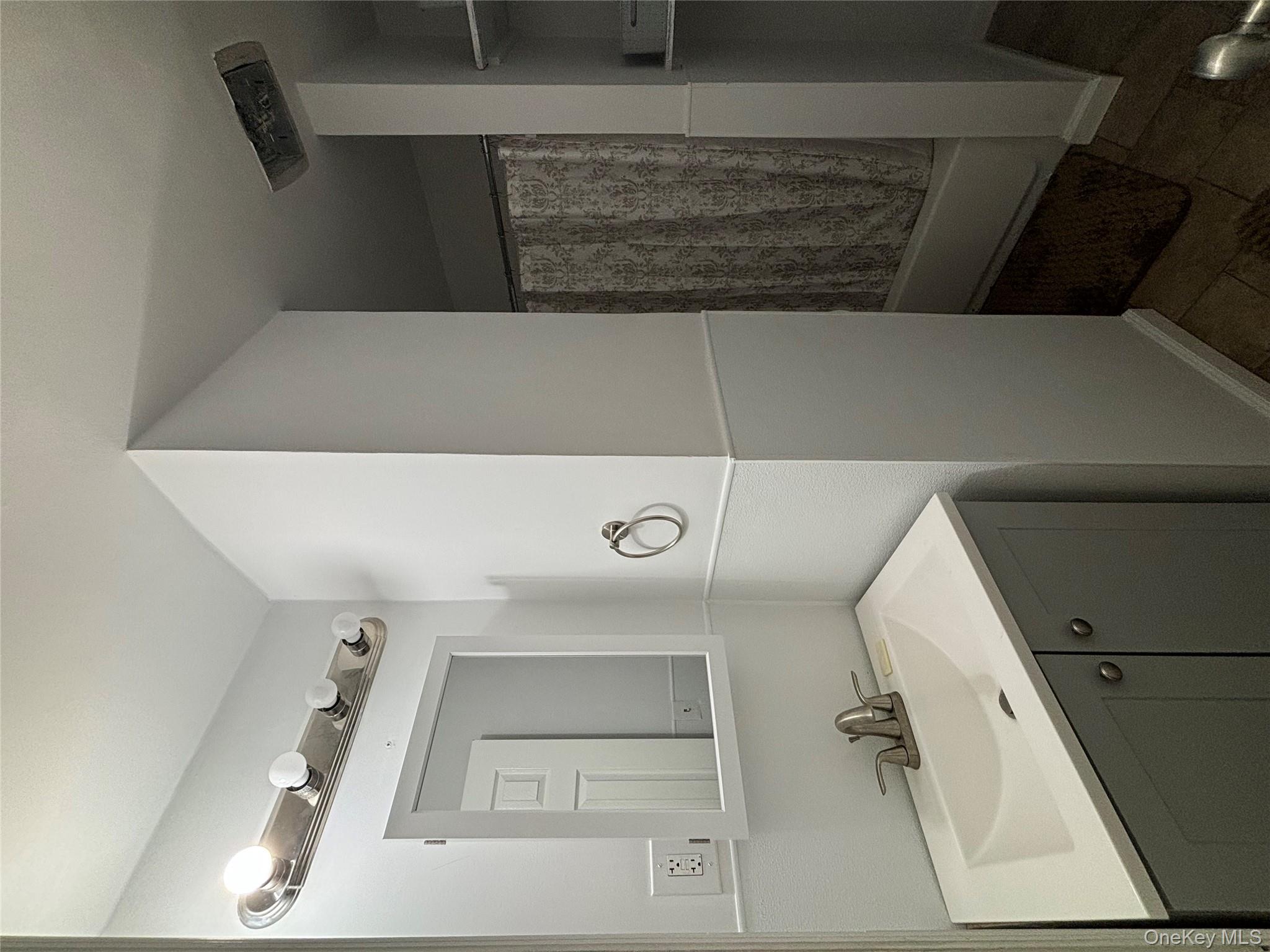 135 Fifth Avenue # 1, Troy, NY 12180