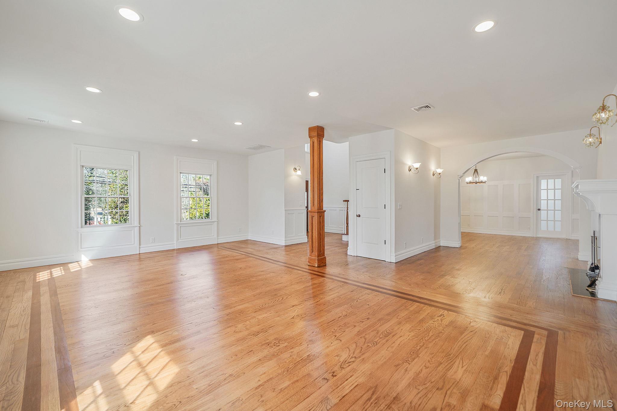 368 Main Street, Setauket, NY 11733