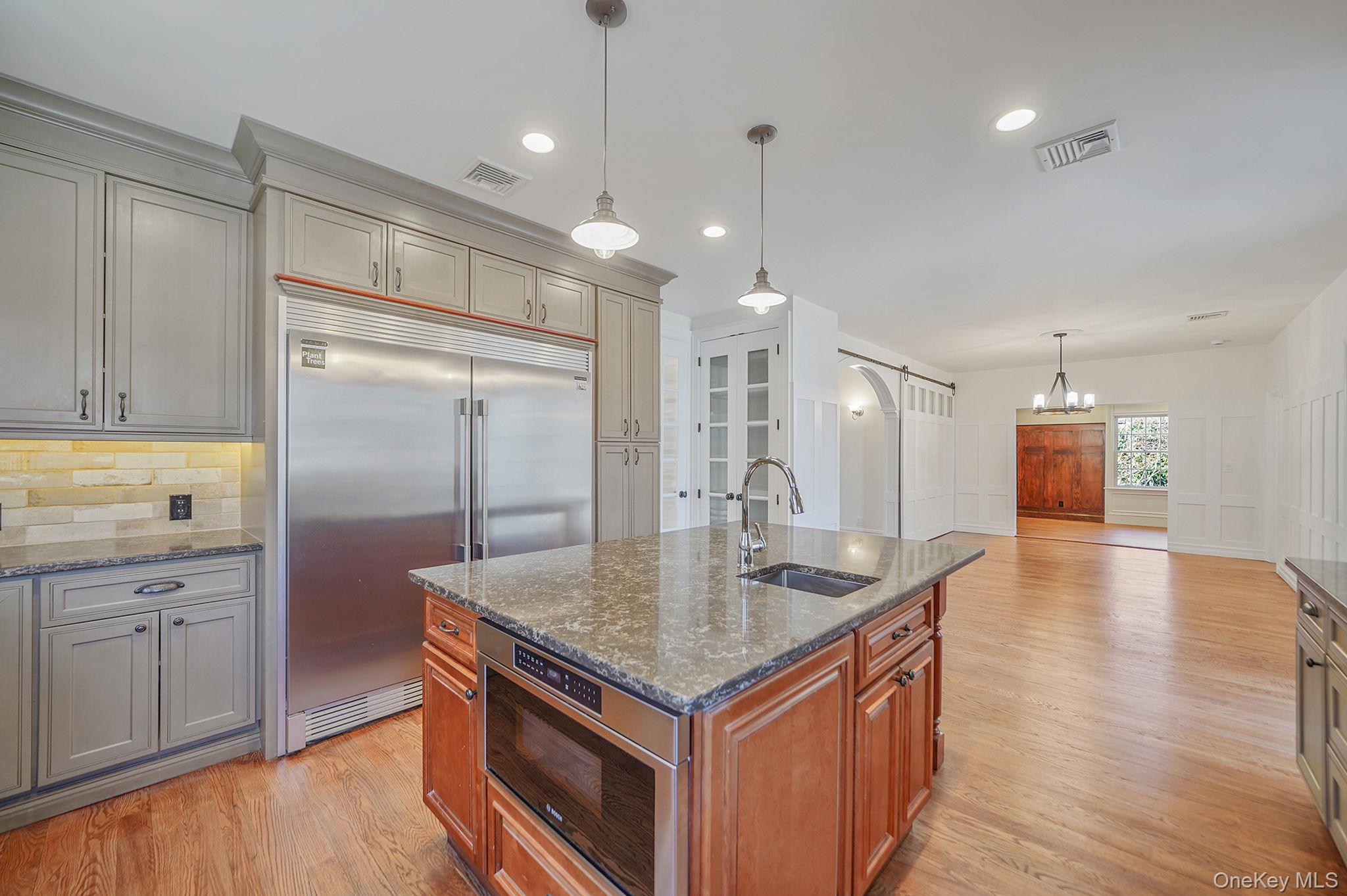 368 Main Street, Setauket, NY 11733