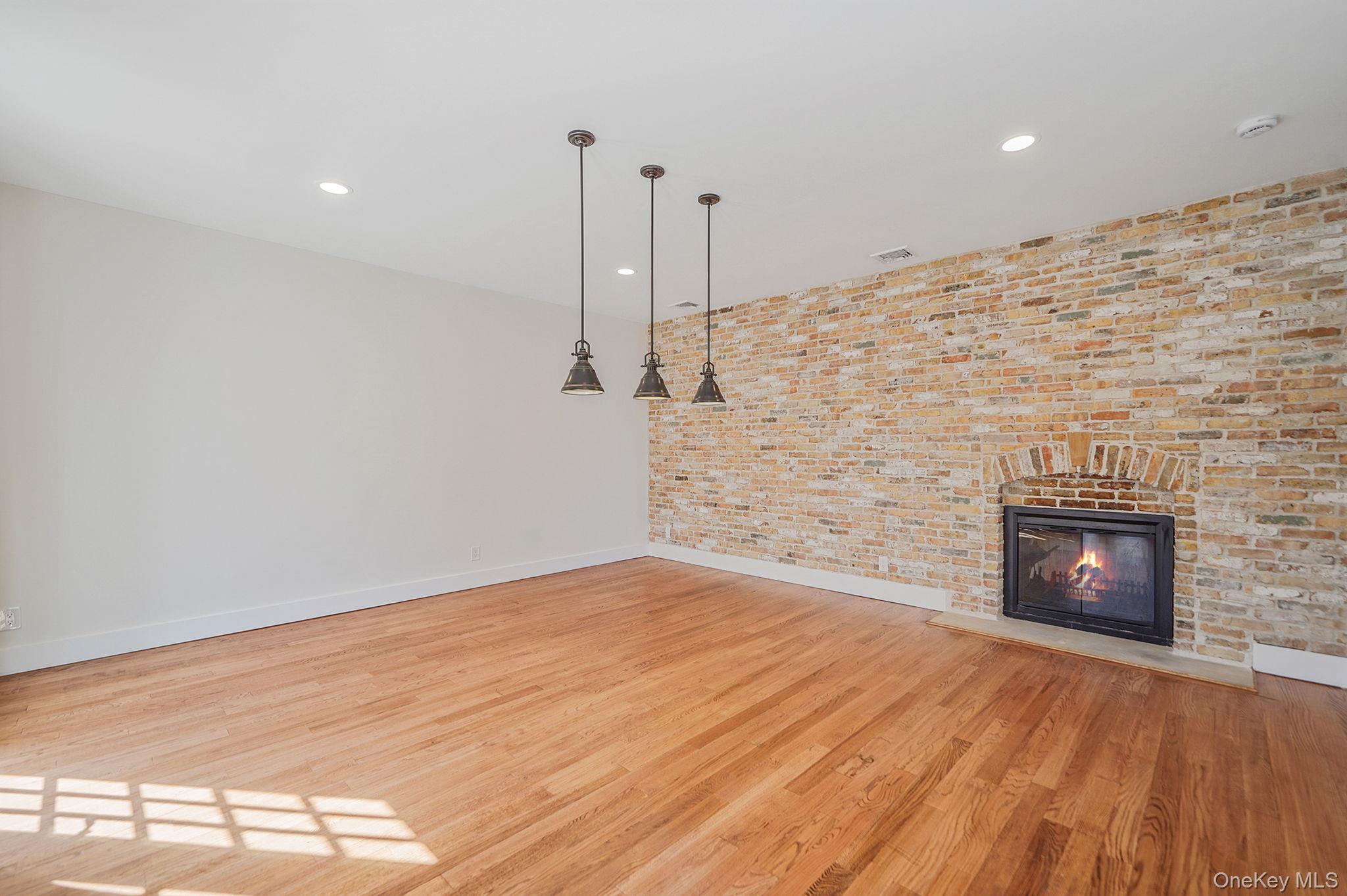 368 Main Street, Setauket, NY 11733