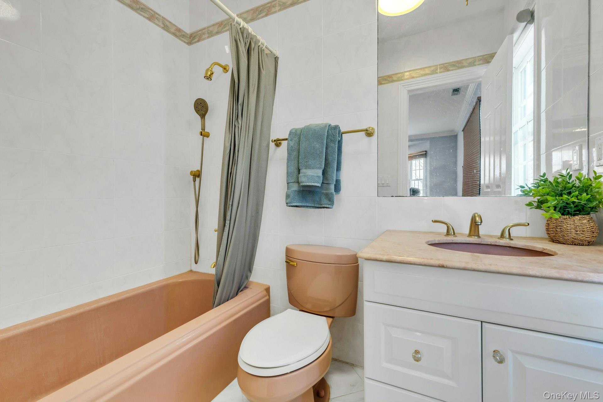 58 Stone Hill Drive S, Manhasset, NY 11030