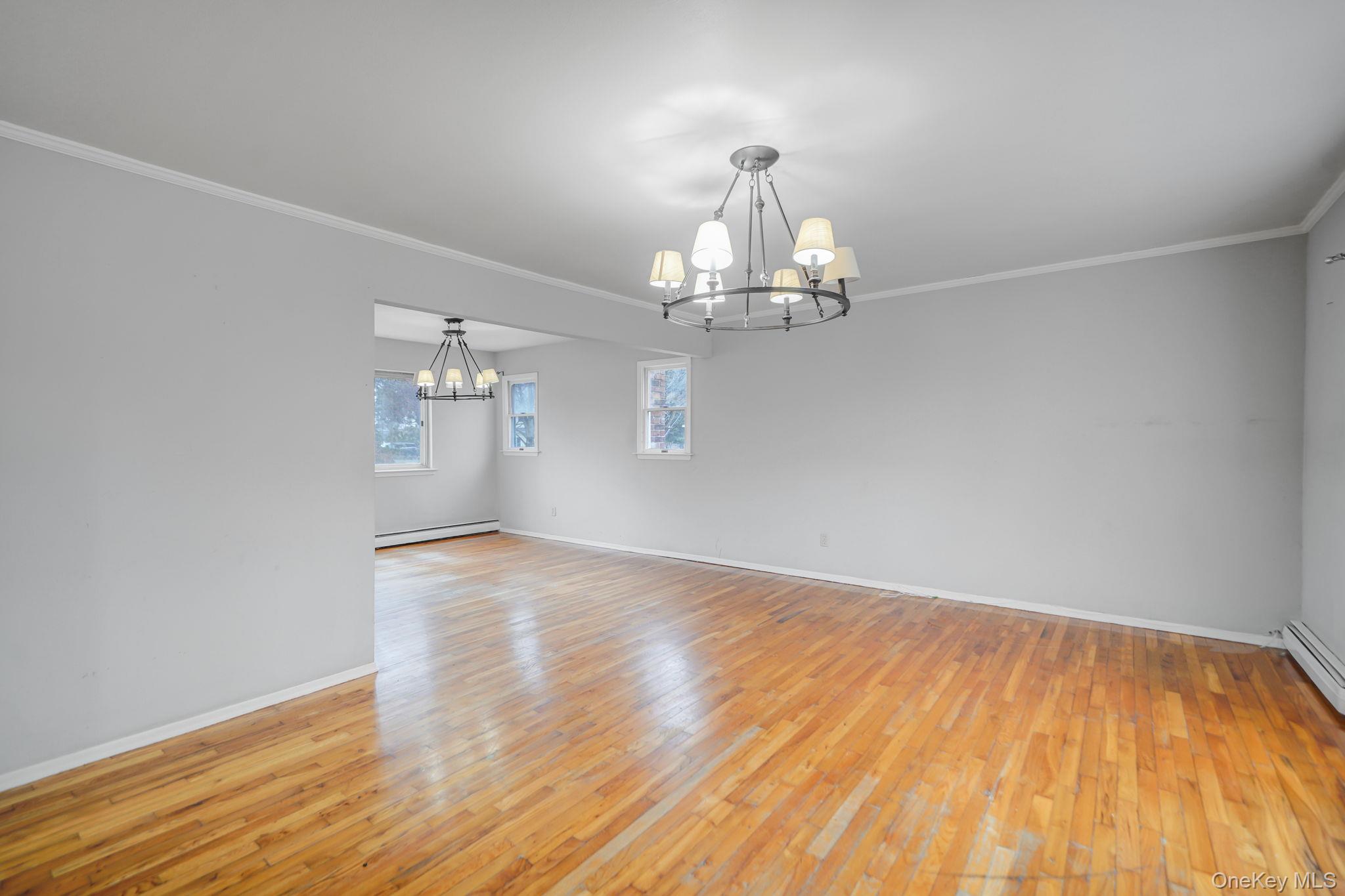 60 Iroquois Drive, Brightwaters, NY 11718