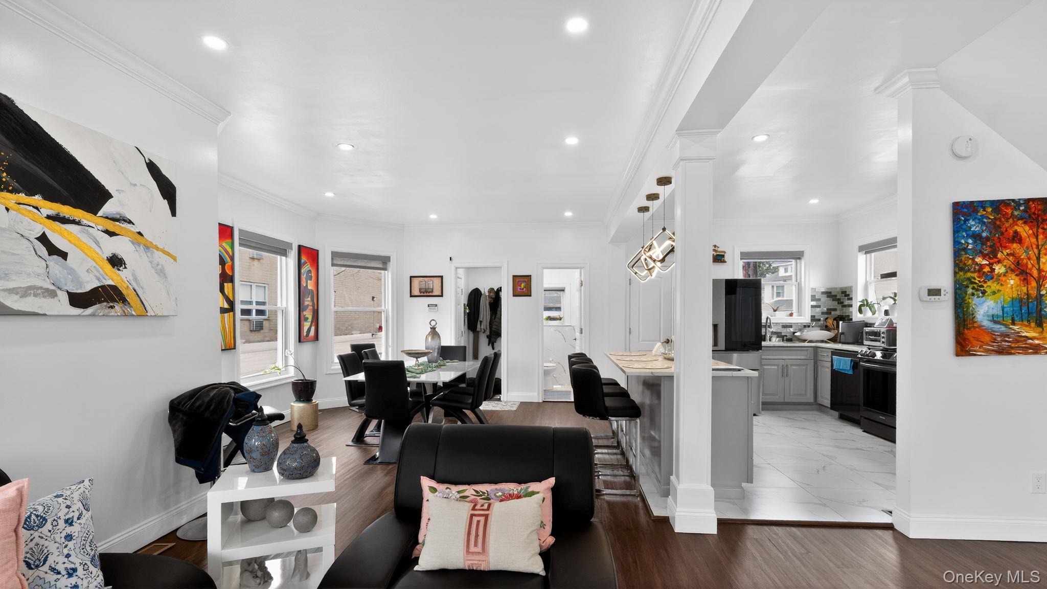 175 Hempstead Avenue, Lynbrook, NY 11563