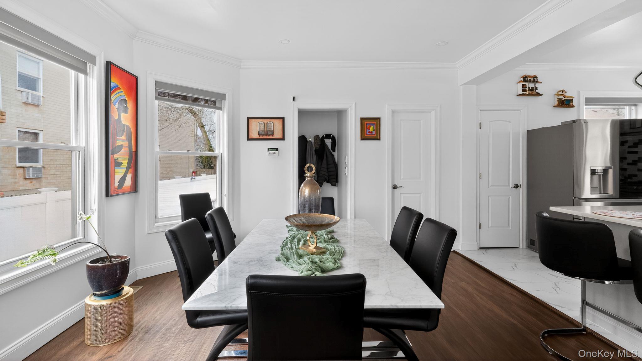 175 Hempstead Avenue, Lynbrook, NY 11563