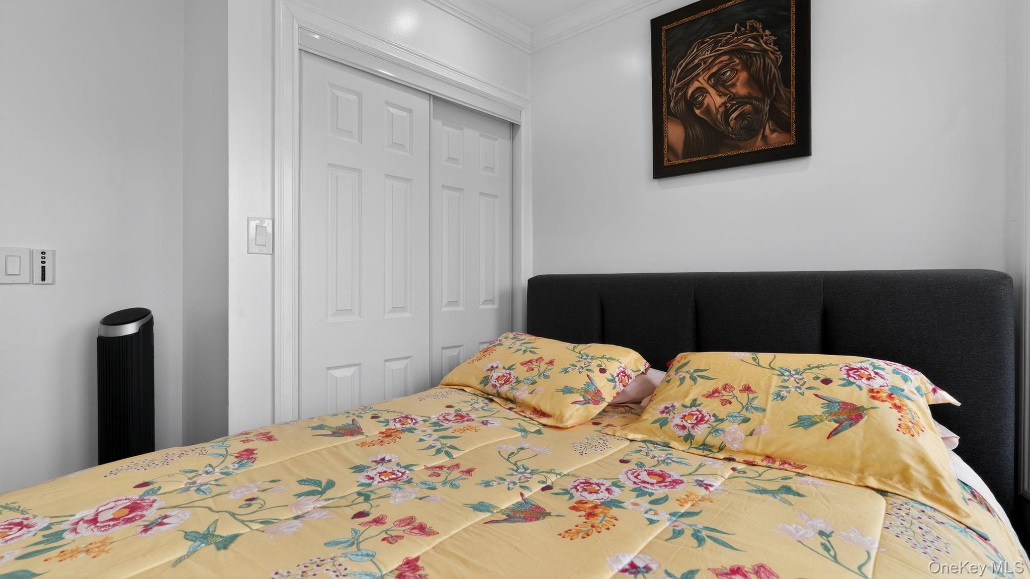 175 Hempstead Avenue, Lynbrook, NY 11563