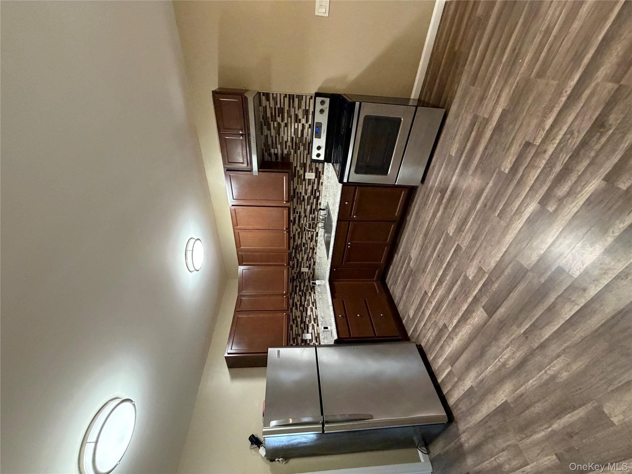 79 Brook Street, Bay Shore, NY 11706