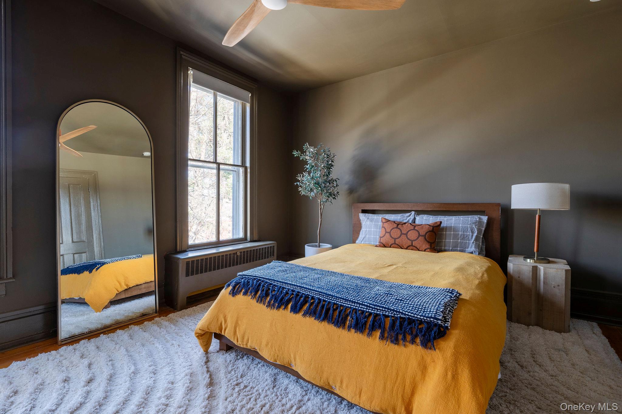 45 W Chestnut Street, Kingston, NY 12401