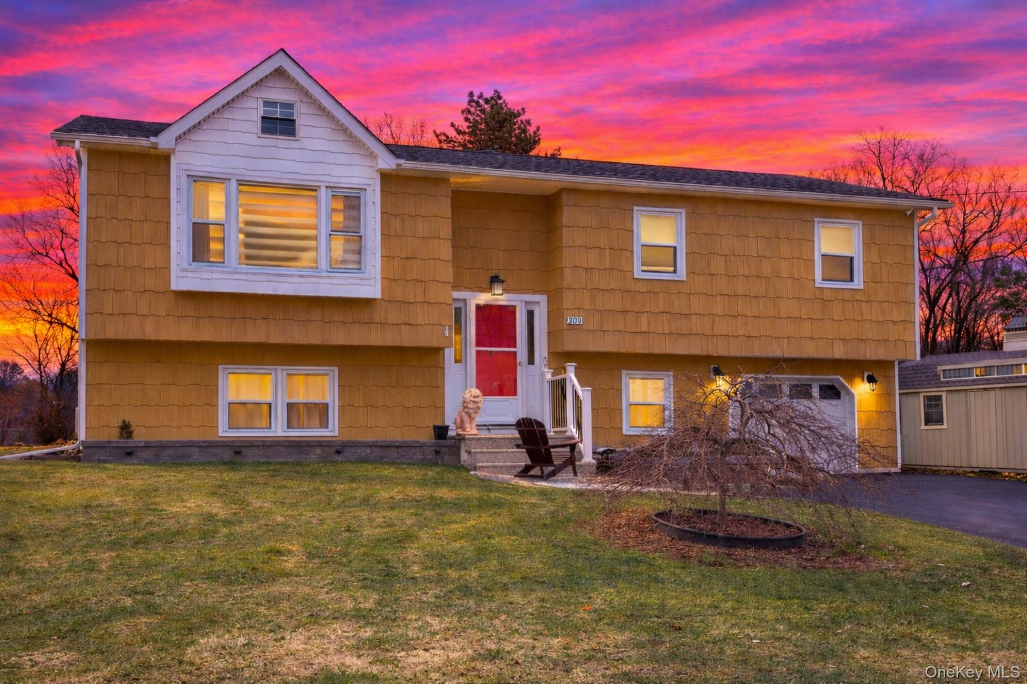 209 Summit Drive, New Windsor, NY 12553