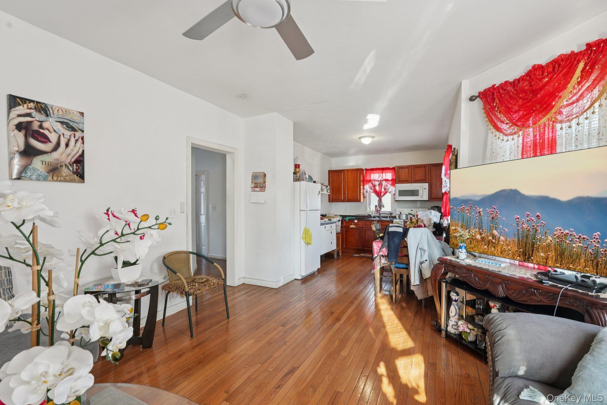 39 N 10th Avenue, Mount Vernon, NY 10550