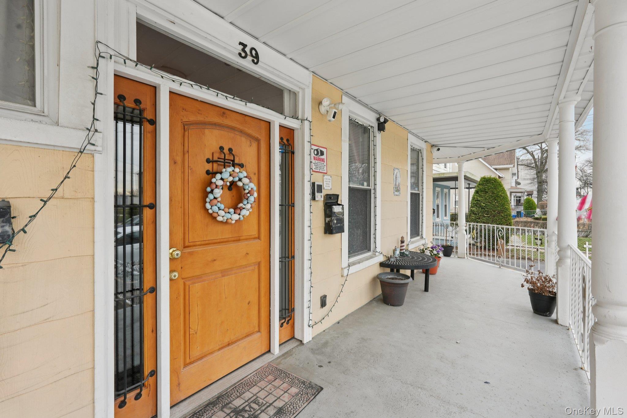 39 N 10th Avenue, Mount Vernon, NY 10550