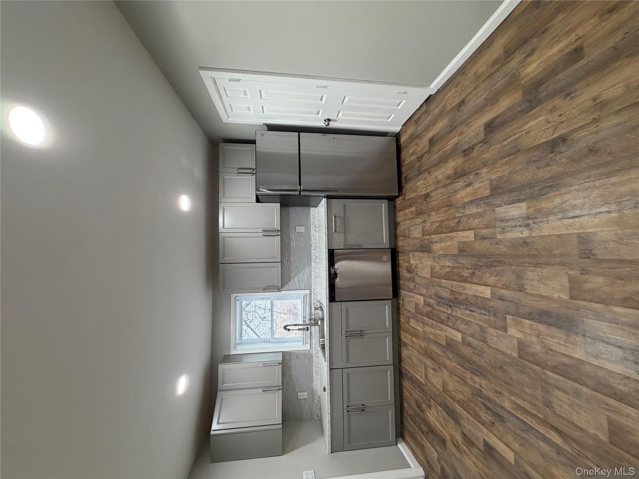 11 Haab Avenue, Babylon, NY 11702