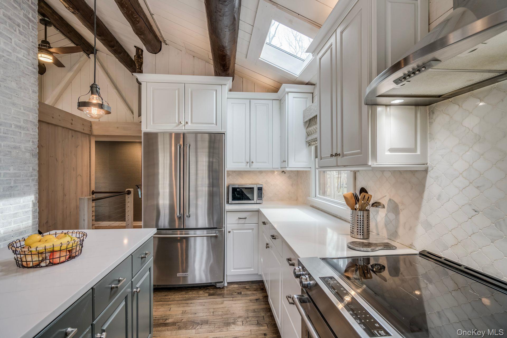 24 Forrest Drive, Lloyd Harbor, NY 11743