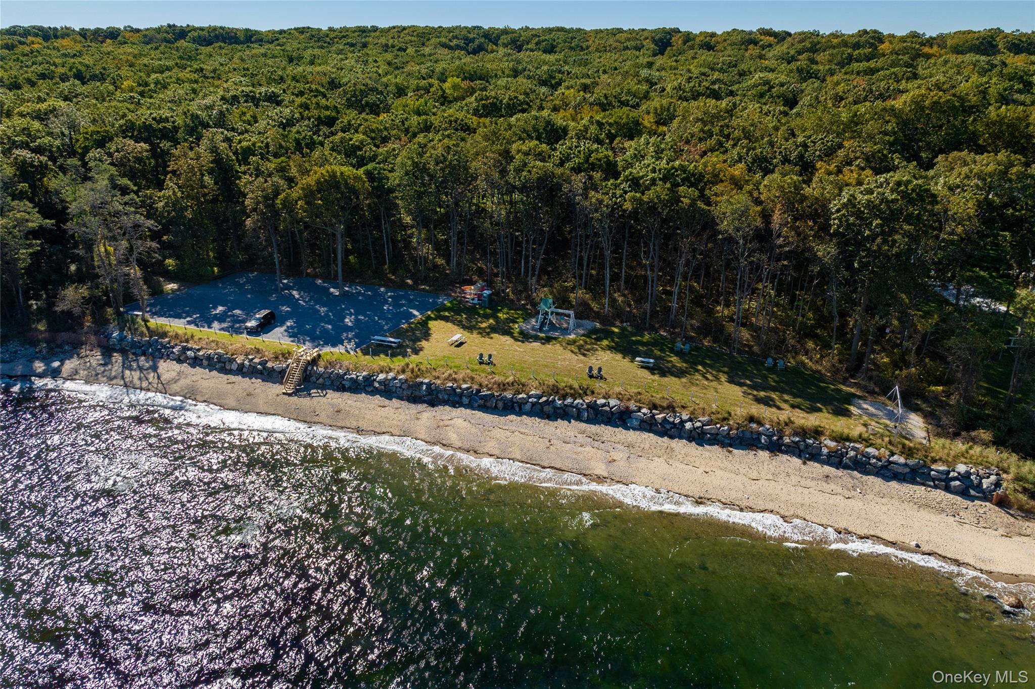 24 Forrest Drive, Lloyd Harbor, NY 11743