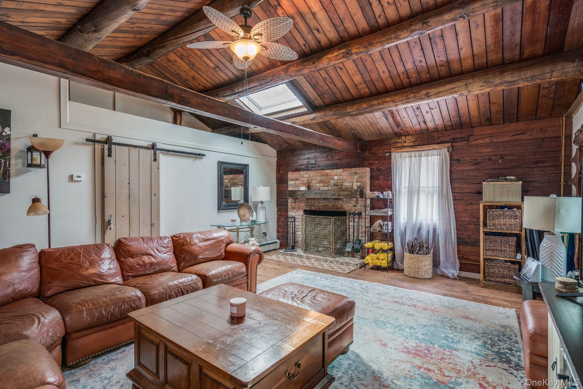 24 Forrest Drive, Lloyd Harbor, NY 11743