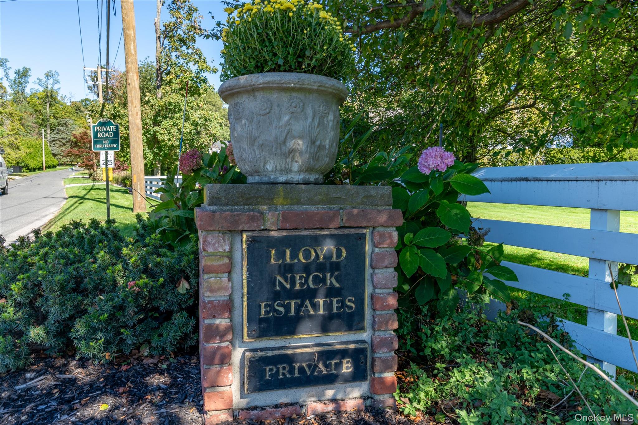 24 Forrest Drive, Lloyd Harbor, NY 11743