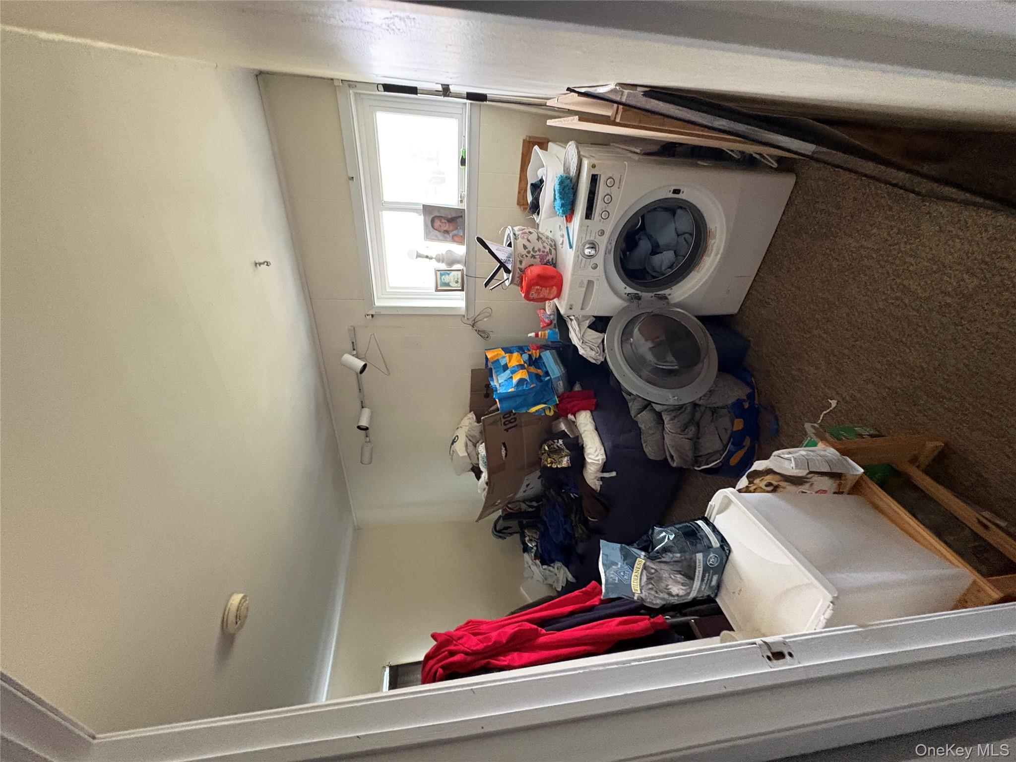 70 Abbey Lane, Levittown, NY 11756