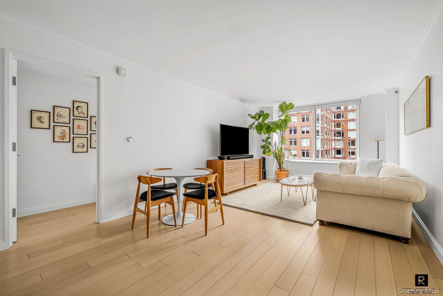 212 Warren Street # 9-R, New York (Manhattan), NY 10282