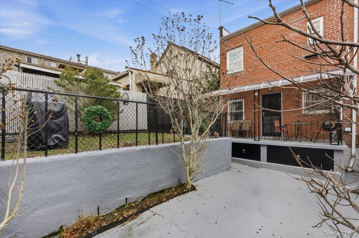 1260 Adee Avenue, Bronx, NY 10469