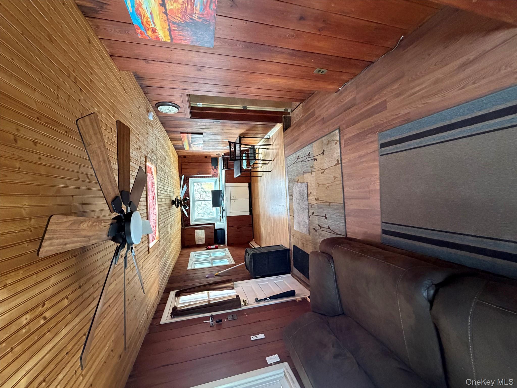 165 W Lakeshore Drive, Carmel, NY 10512