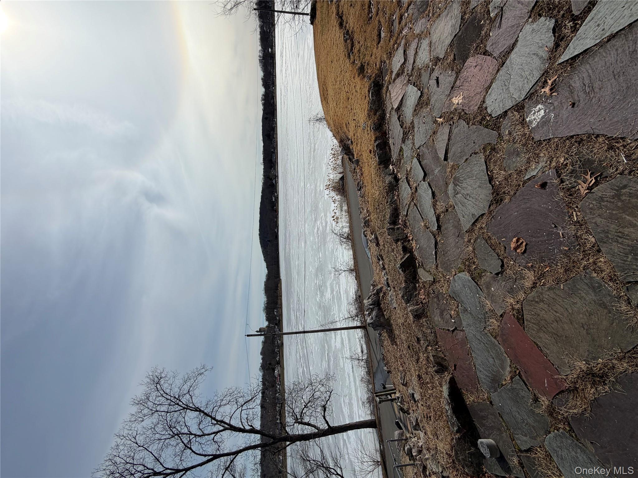 165 W Lakeshore Drive, Carmel, NY 10512