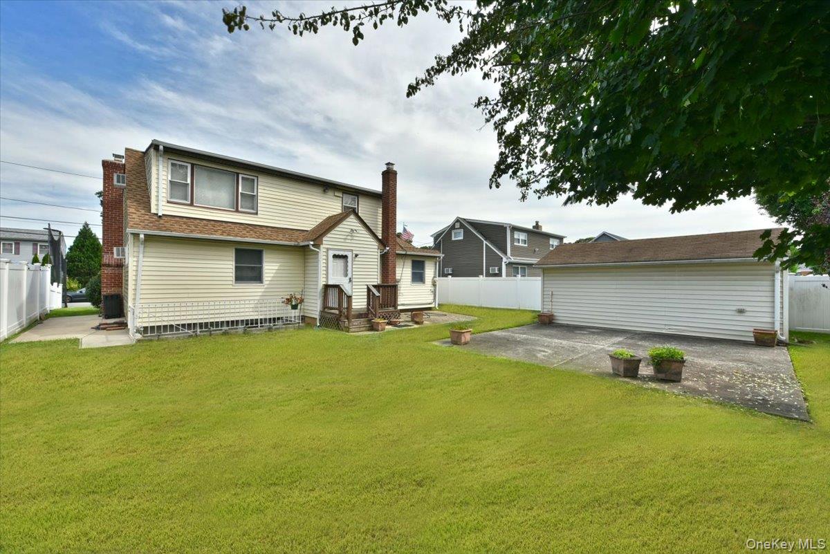 136 Maple Street, Massapequa Park, NY 11762