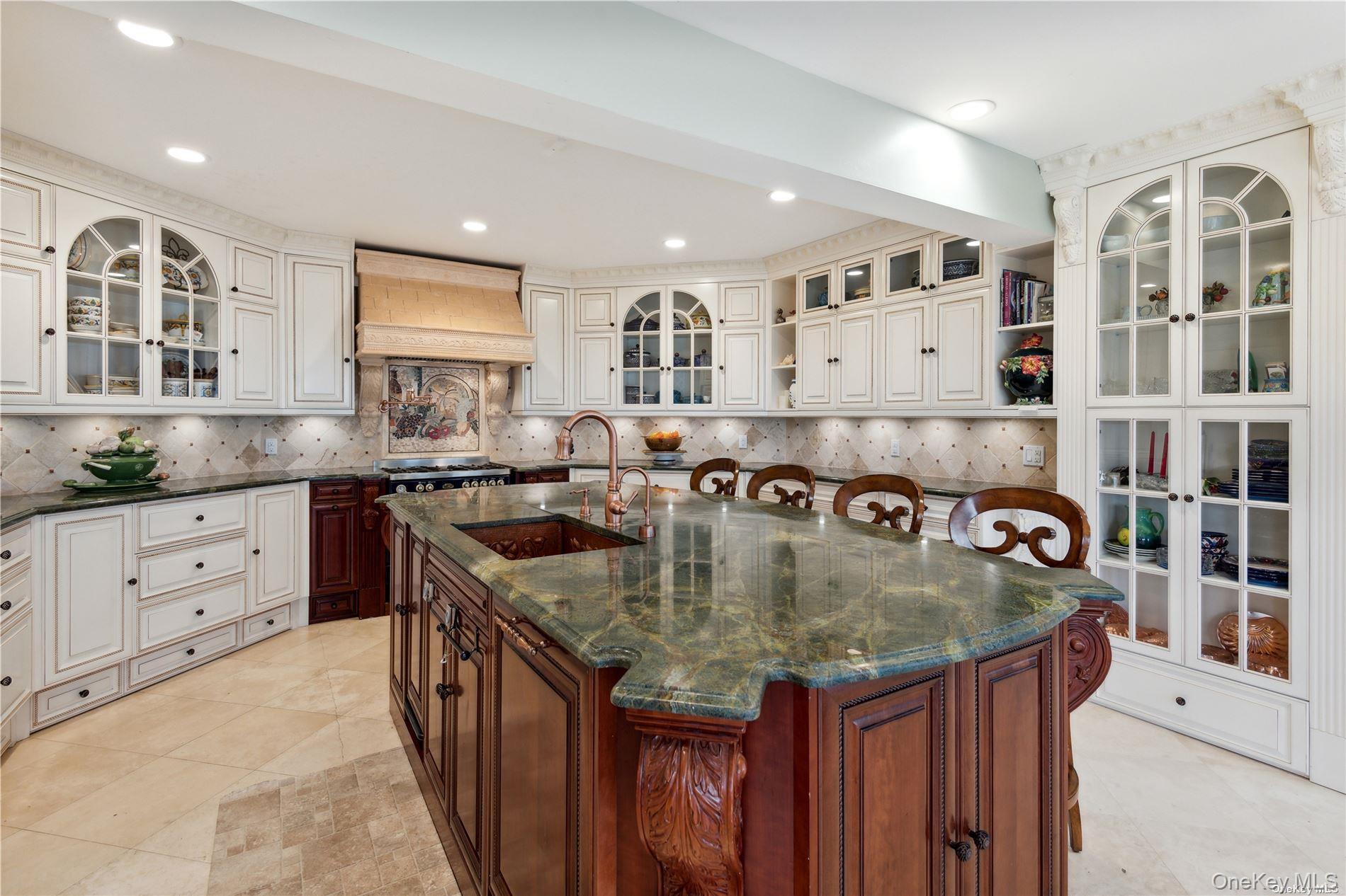 13 Seatuck Lane, Remsenburg, NY 11960