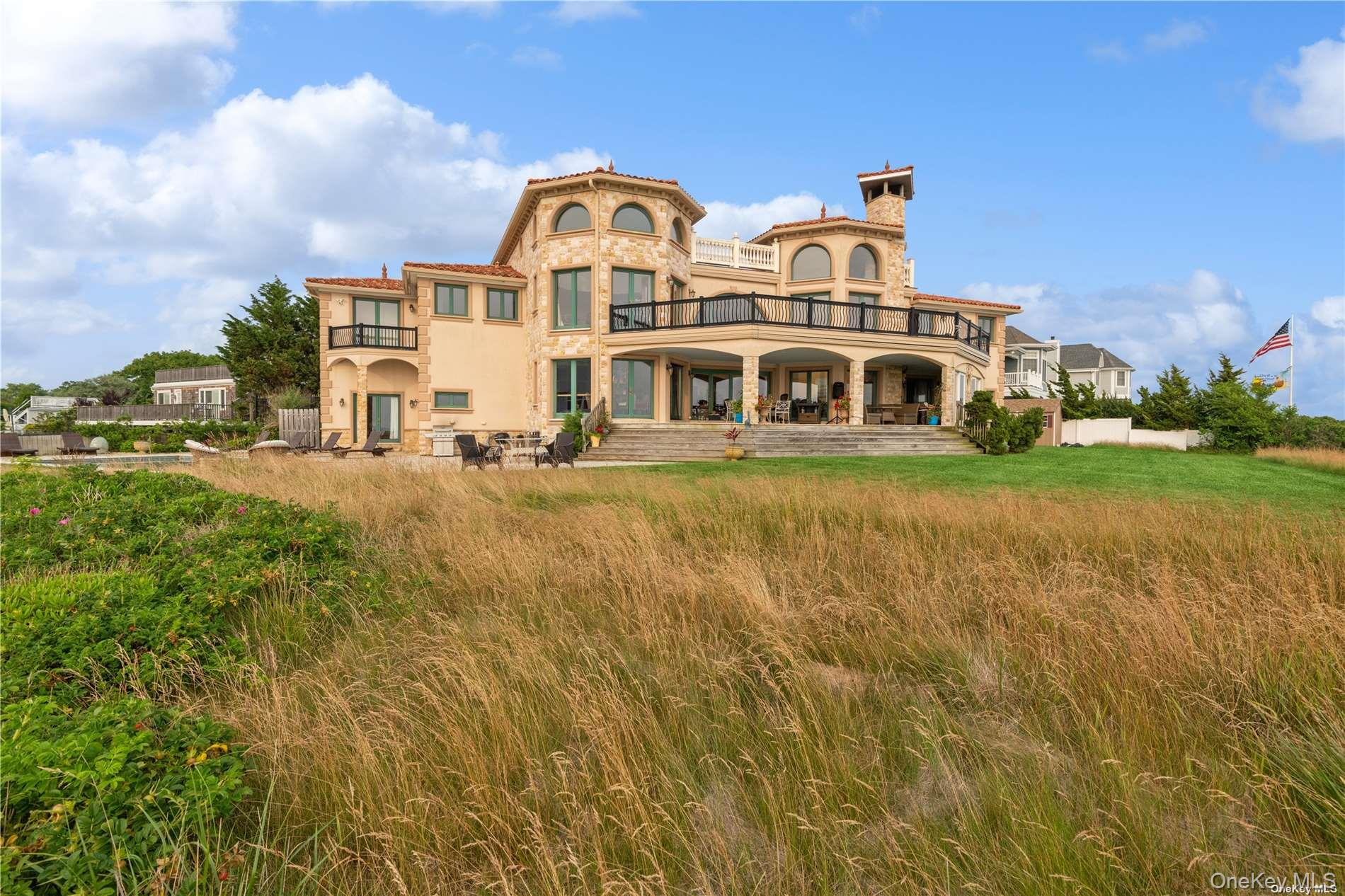 13 Seatuck Lane, Remsenburg, NY 11960