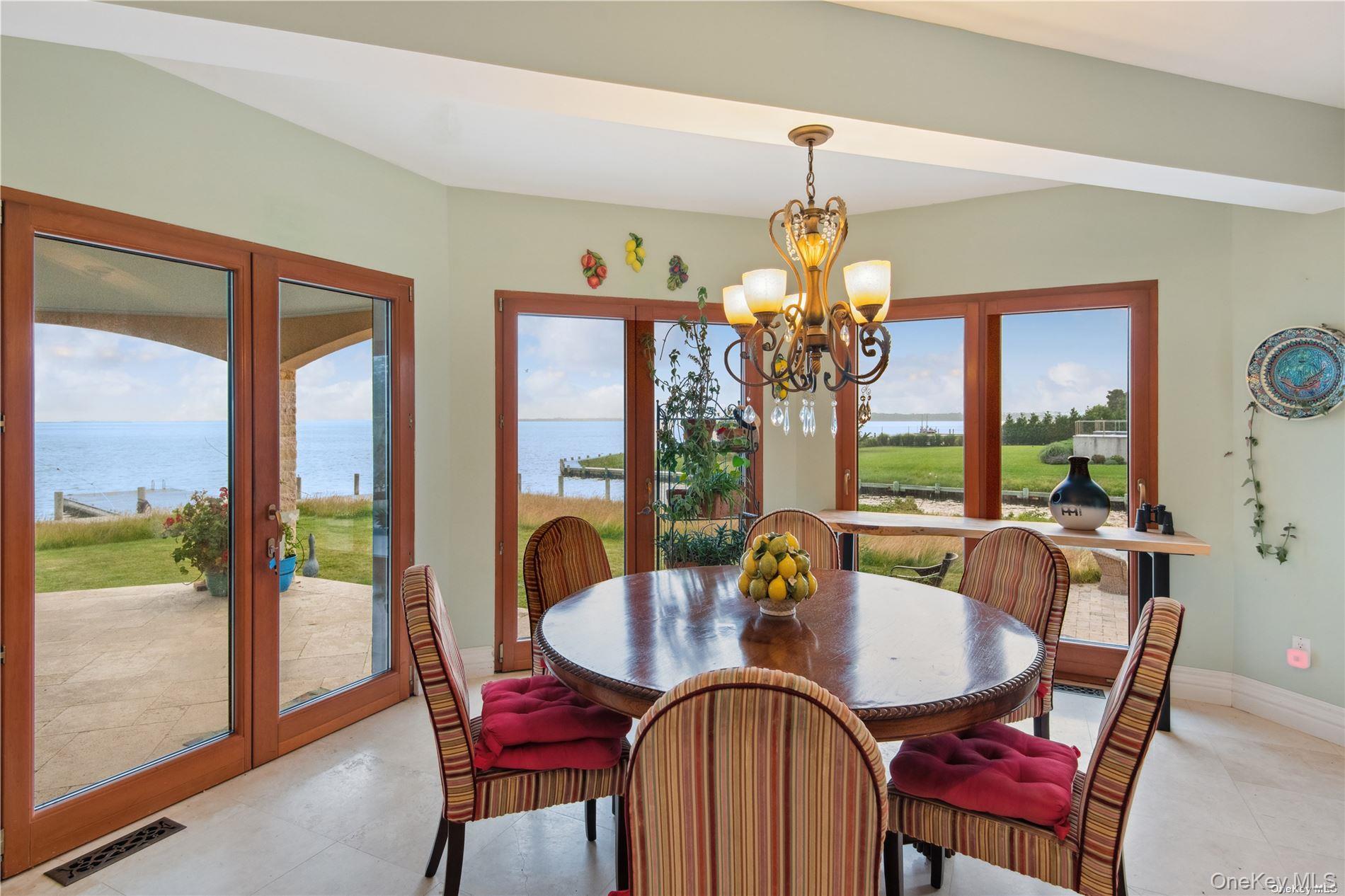 13 Seatuck Lane, Remsenburg, NY 11960