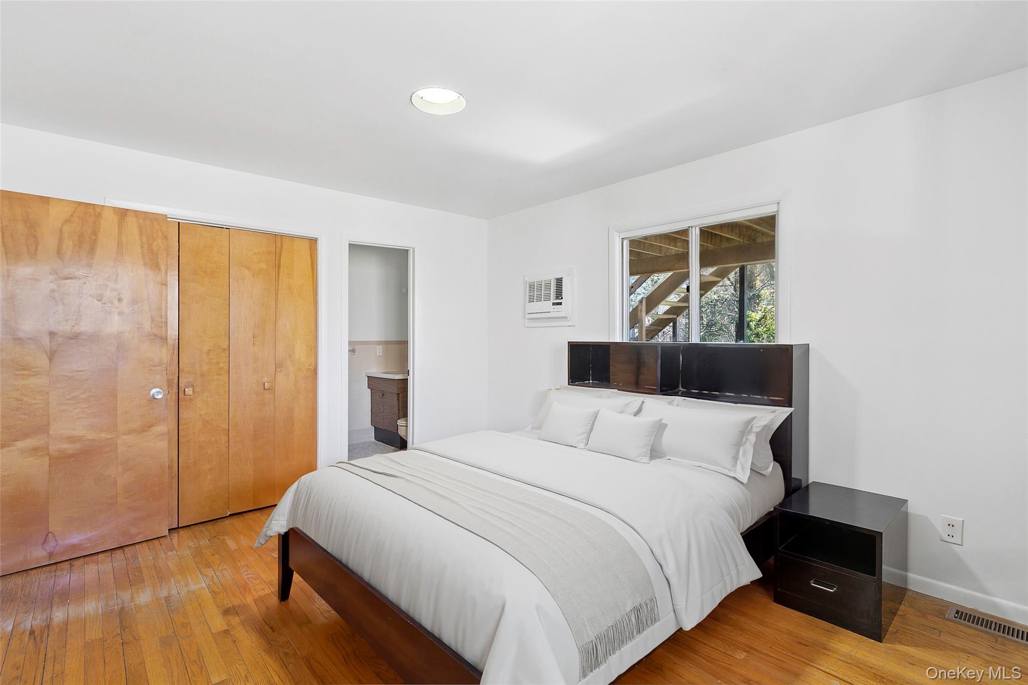 41 Deerfield Lane, Amagansett, NY 11930