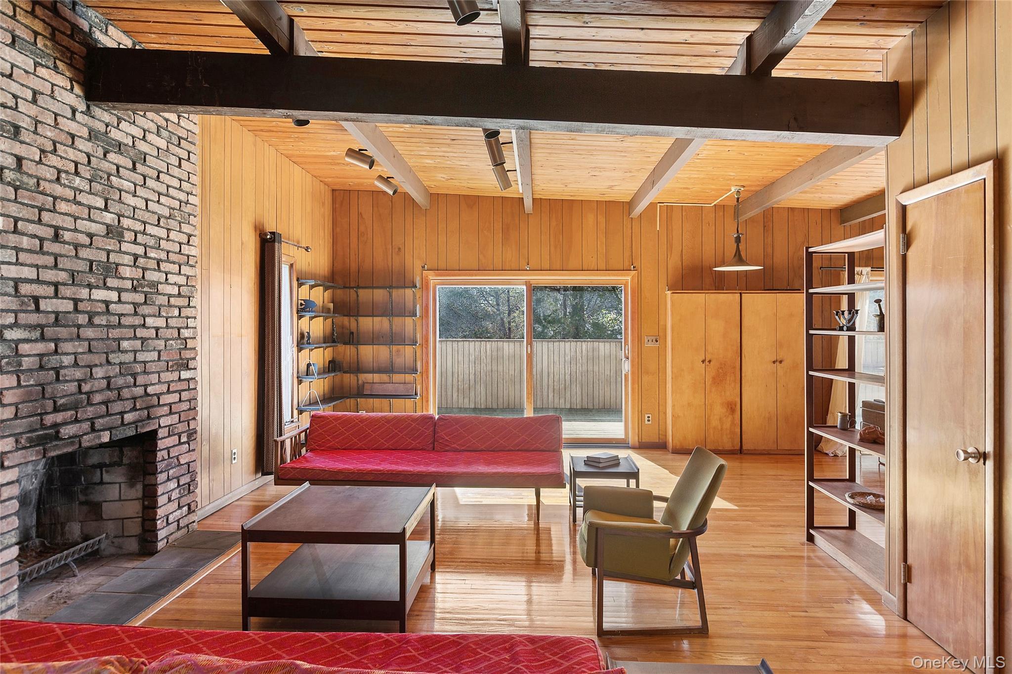 41 Deerfield Lane, Amagansett, NY 11930