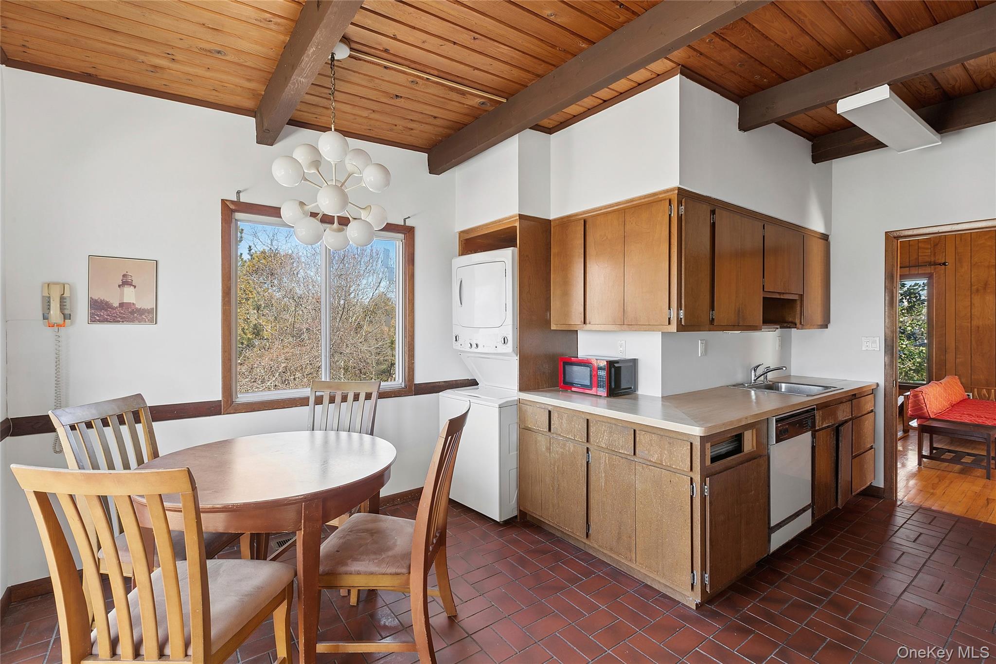 41 Deerfield Lane, Amagansett, NY 11930