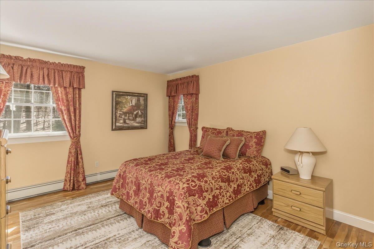 12 Bob O Link Lane, Northport, NY 11768