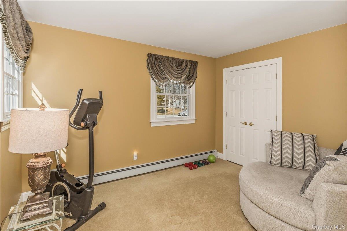 12 Bob O Link Lane, Northport, NY 11768