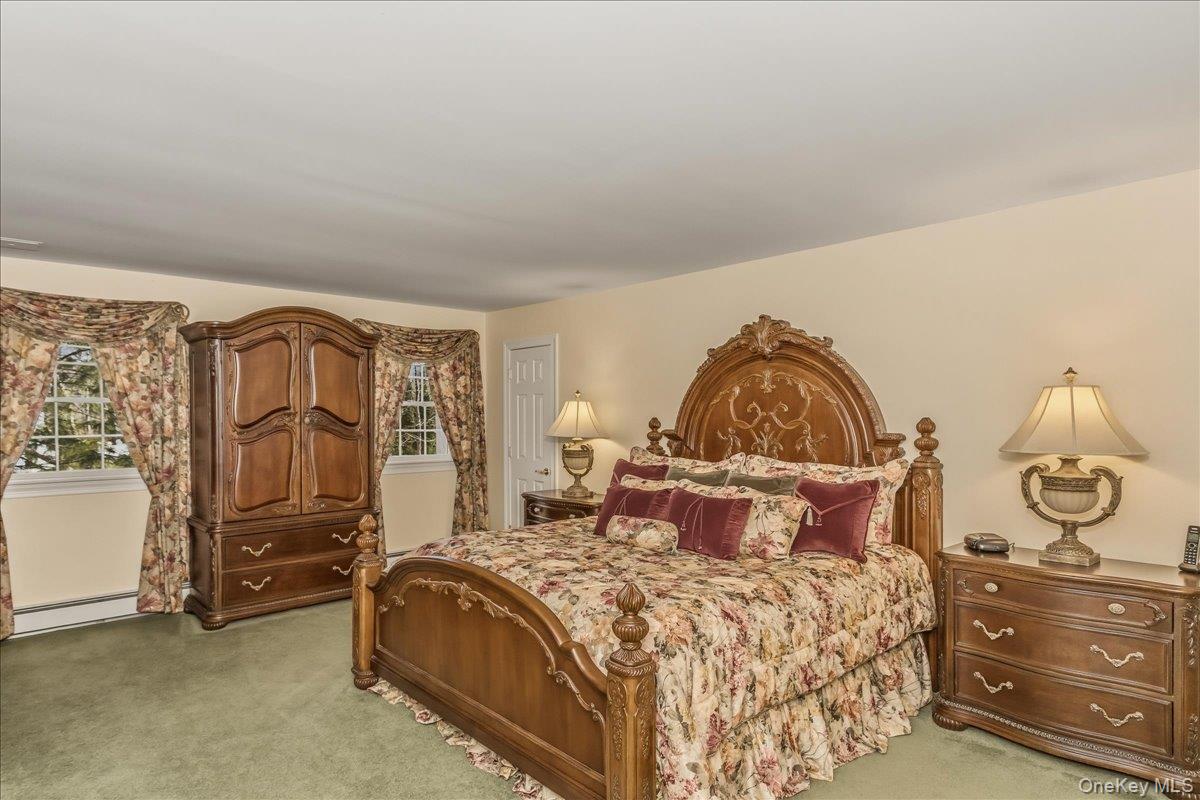 12 Bob O Link Lane, Northport, NY 11768